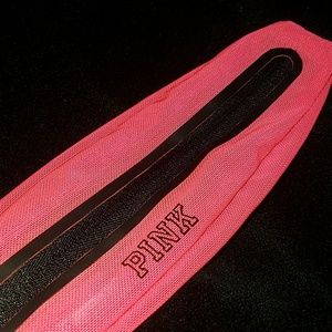 SOLD! Hot Pink small fanny pouch💕